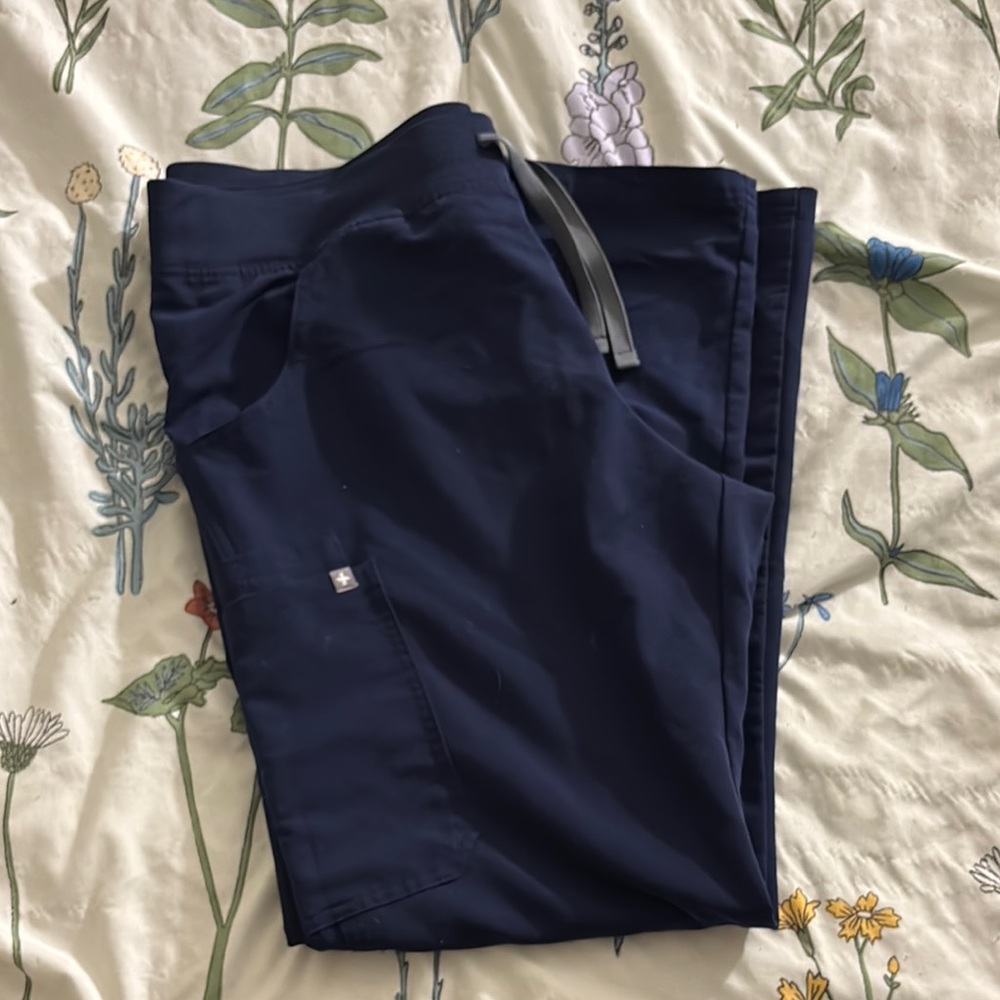 Figs navy blue scrub pants